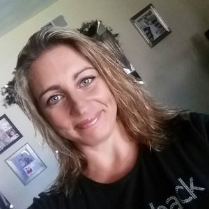 Meet your Posher, Leslie ann